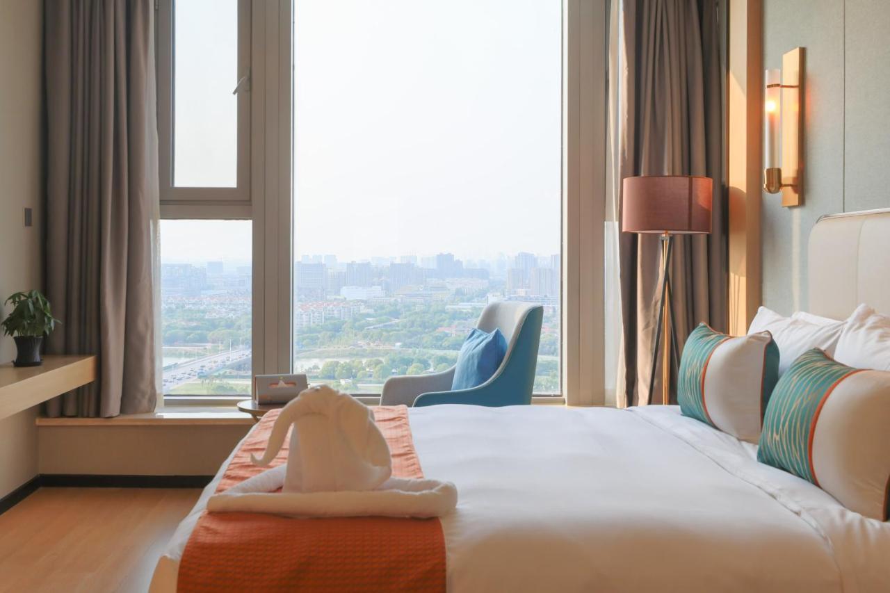 Jinling Funhome Hotel Nanjing Jiulong Lake Exterior foto