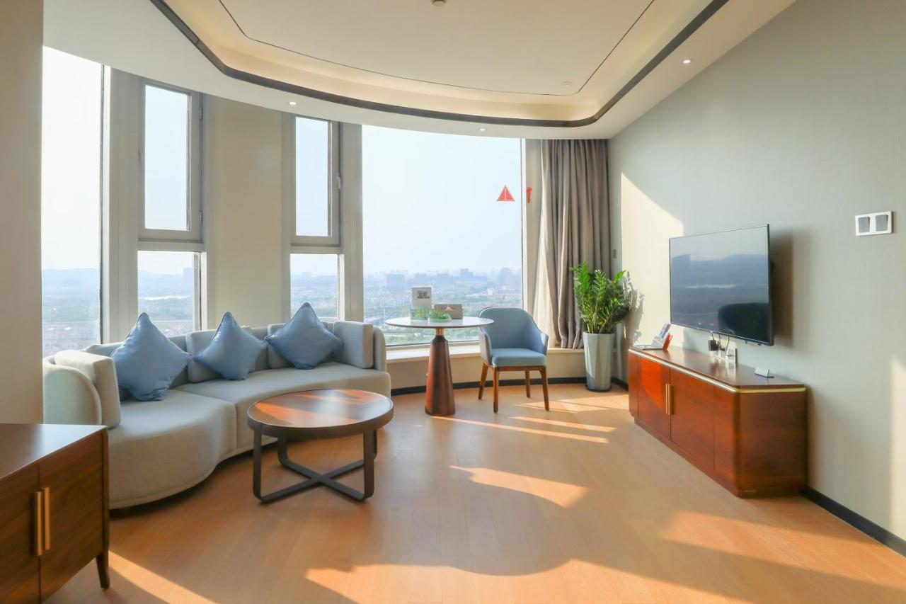Jinling Funhome Hotel Nanjing Jiulong Lake Exterior foto