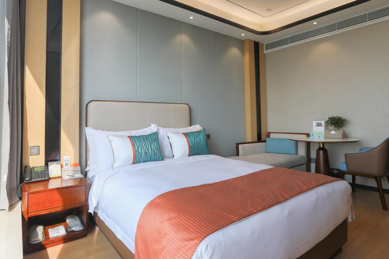 Jinling Funhome Hotel Nanjing Jiulong Lake Exterior foto