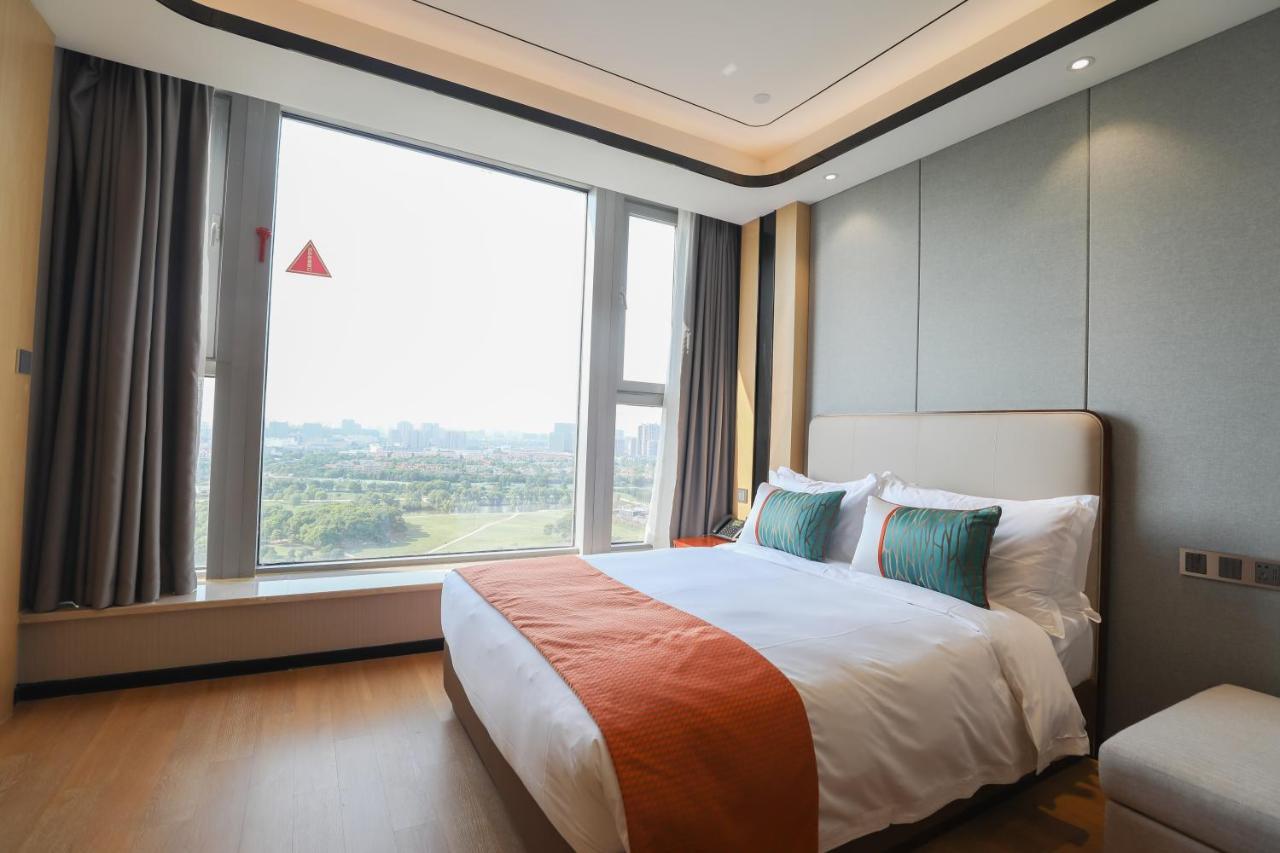 Jinling Funhome Hotel Nanjing Jiulong Lake Exterior foto